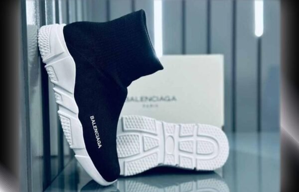Teni Balenciaga